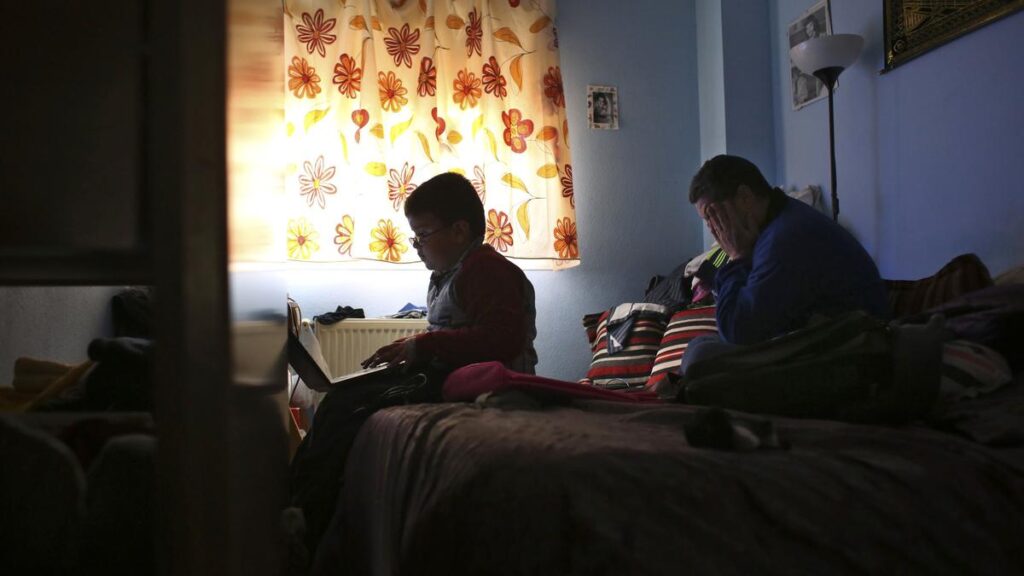 Anxious parents face tough choices on AI