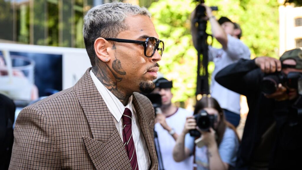 Chris Brown pleads not guilty to 2 further charges over London nightclub assault case
