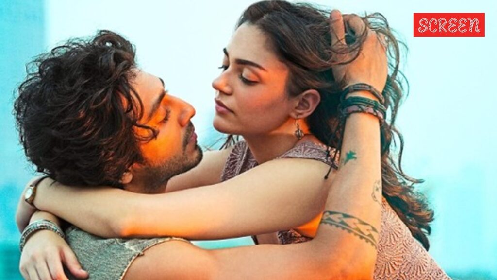 Saiyaara box office collection day 11: Ahaan Panday, Aneet Padda’s film beats Kashmir Files, Brahmastra’s lifetime collections, passes Rs 250 crore mark | Bollywood News Saiyaara box office collection day 11