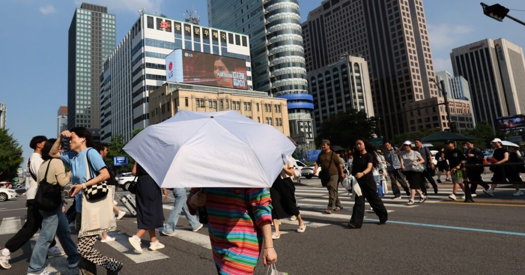 South Korea breaks 117-year record with 22 ‘tropical nights’ in July | Climate Crisis News