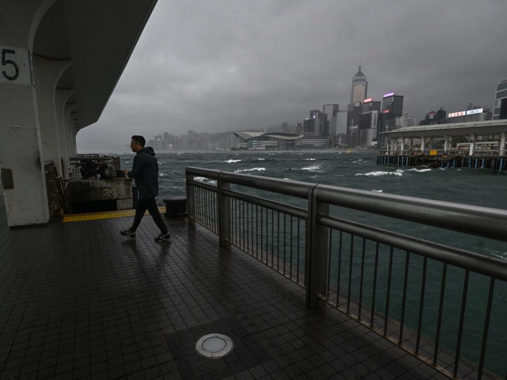 Typhoon Wipha causes flight disruptions in Hong Kong, southern China | Weather News
