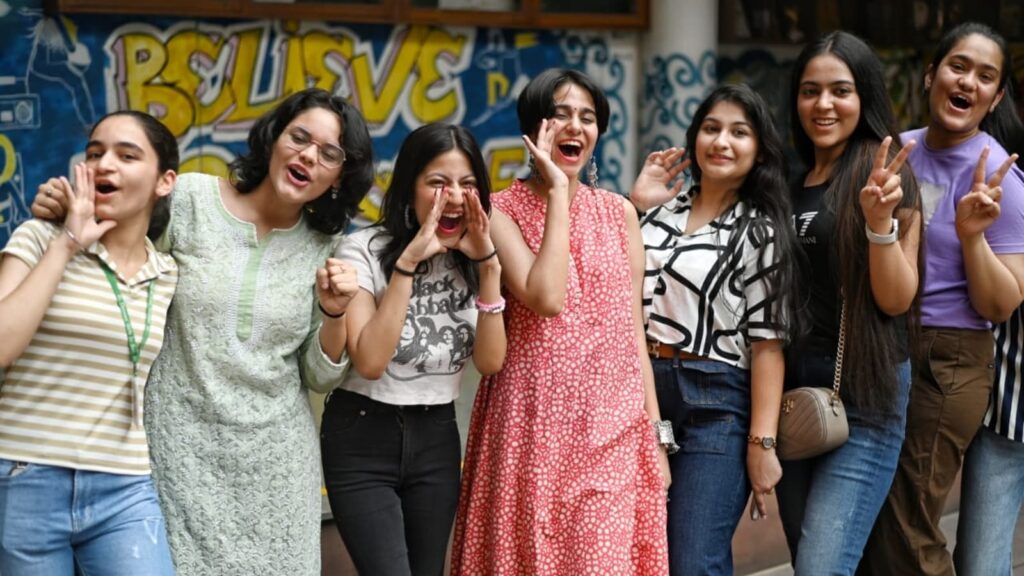 5 bright students from UP to pursue fully-funded master's degree from top universities in UK, know about the scheme | Education