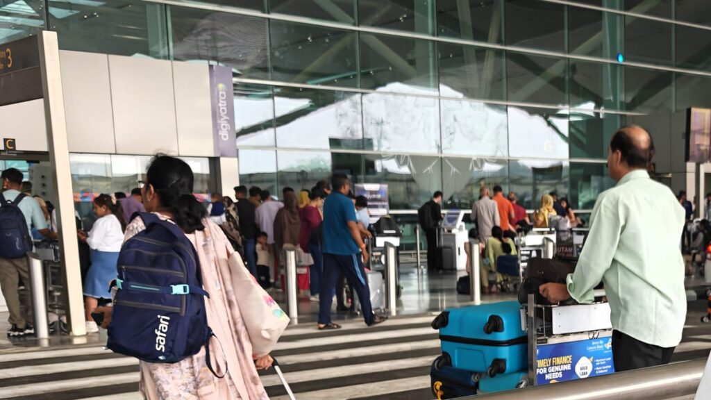 Airports on alert: BCAS warns of potential threat | Latest News India