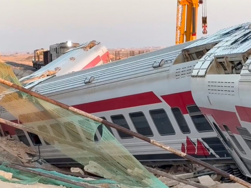 At least 3 killed, over 90 injured after passenger train derails in Egypt | Transport News At least 3 killed, over 90 injured after passenger train derails in Egypt | Transport News