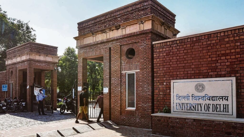 DU UG Admission 2025: Mid entry registration begins today at 5 pm, apply at admission.uod.ac.in
