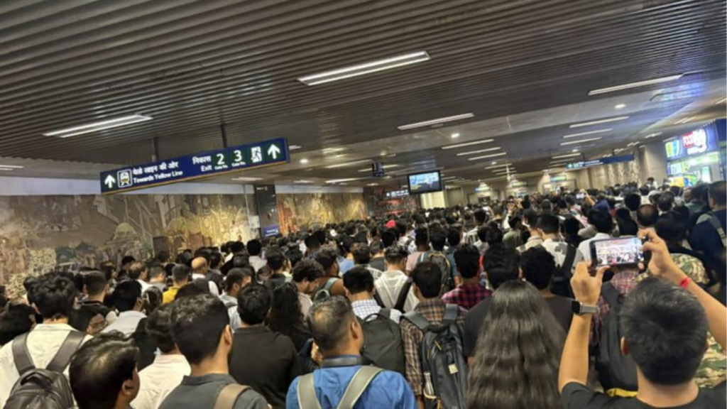 Delhi Metro’s Yellow Line hit by peak-hour disruption, commuters face delays | Latest News Delhi