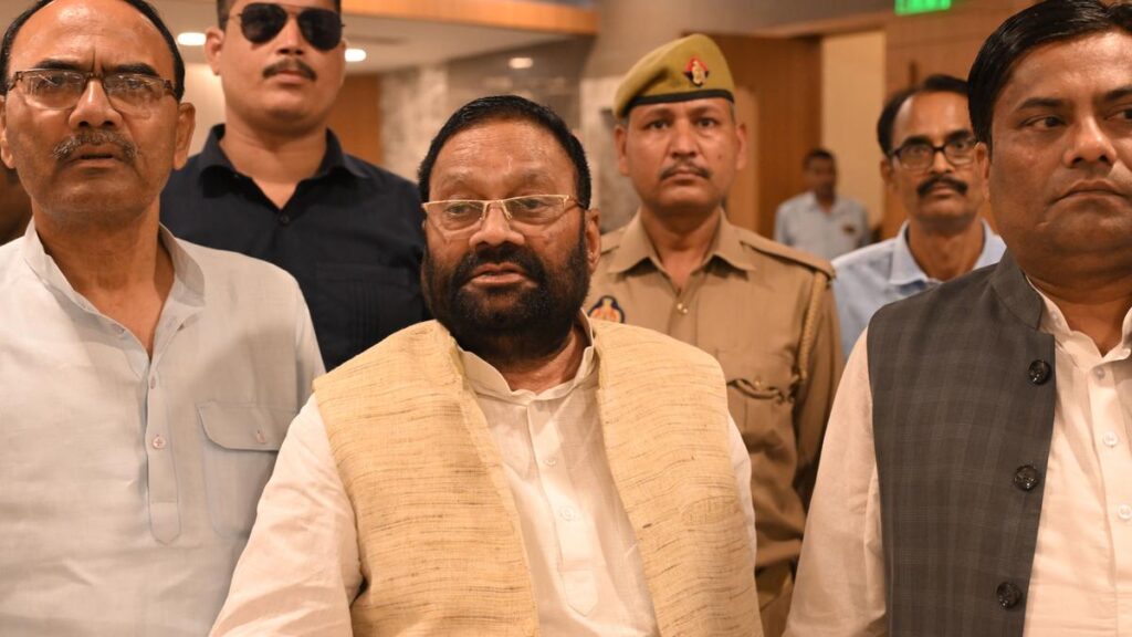 Ex-U.P. Minister Swami Prasad Maurya slapped in gathering near Rae Bareli; Karni Sena accused