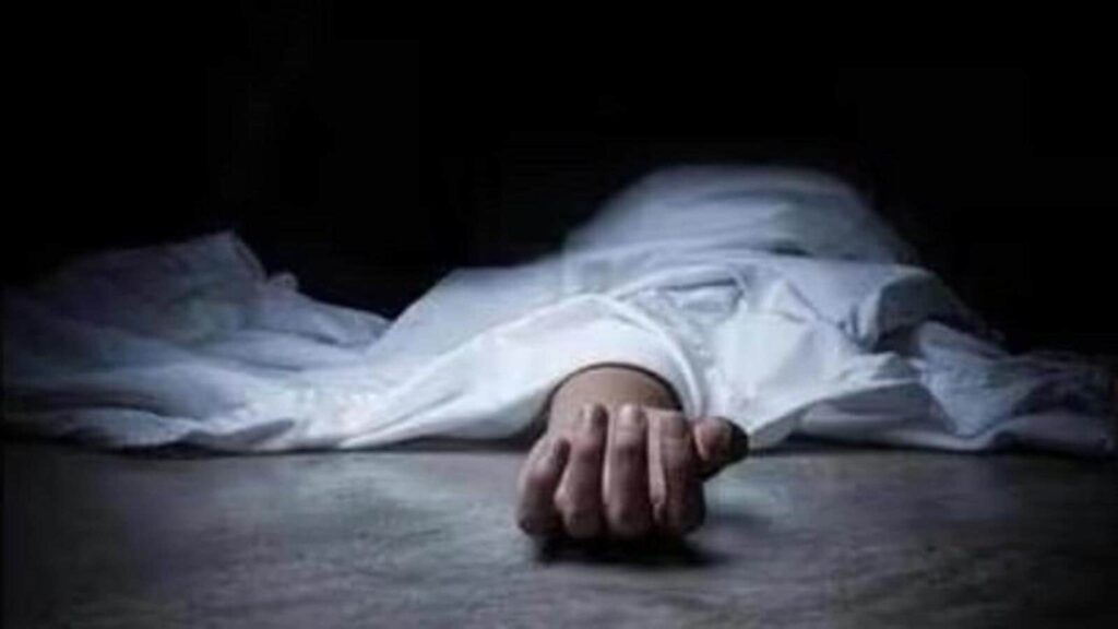 Family of nurse, who was found dead in a Hooghly nursing home, demands CBI probe | Kolkata