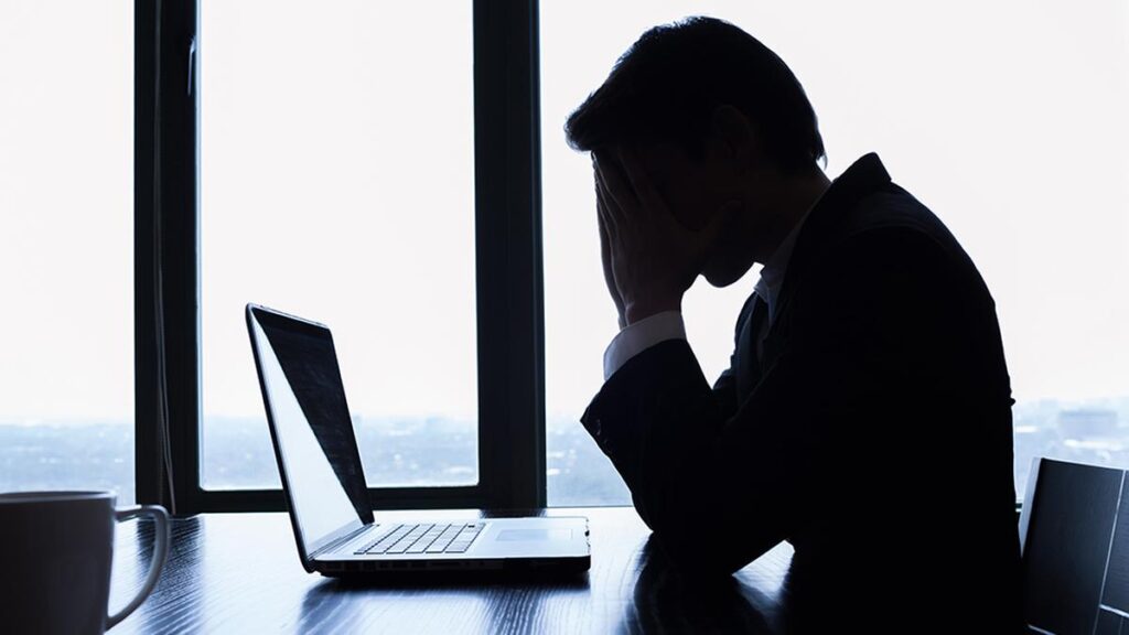 Headaches are common, but it is important to be able to recognise a dangerous one: here’s how