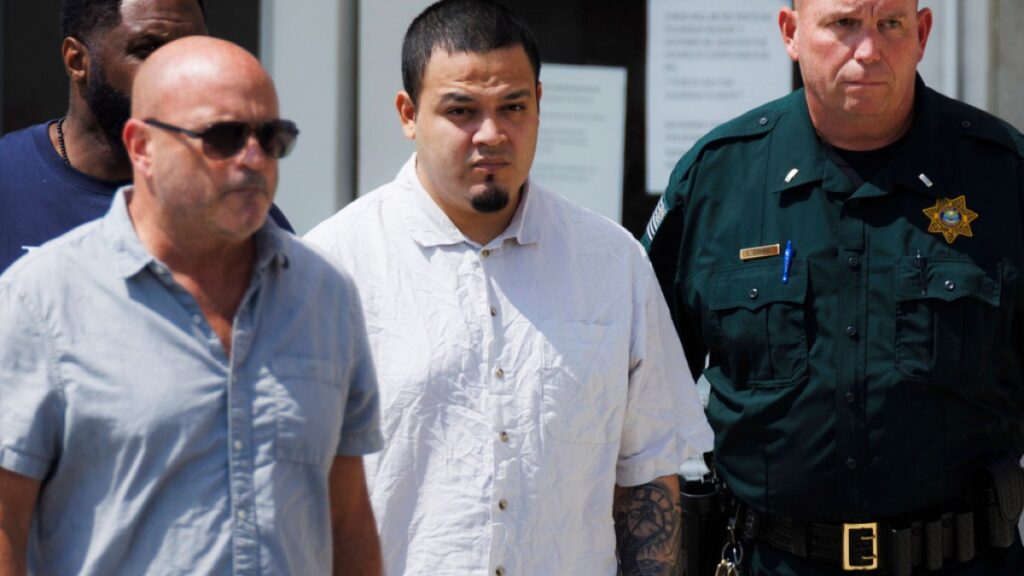 Kilmar Abrego Garcia detained in US, faces possible deportation to Uganda | Donald Trump News