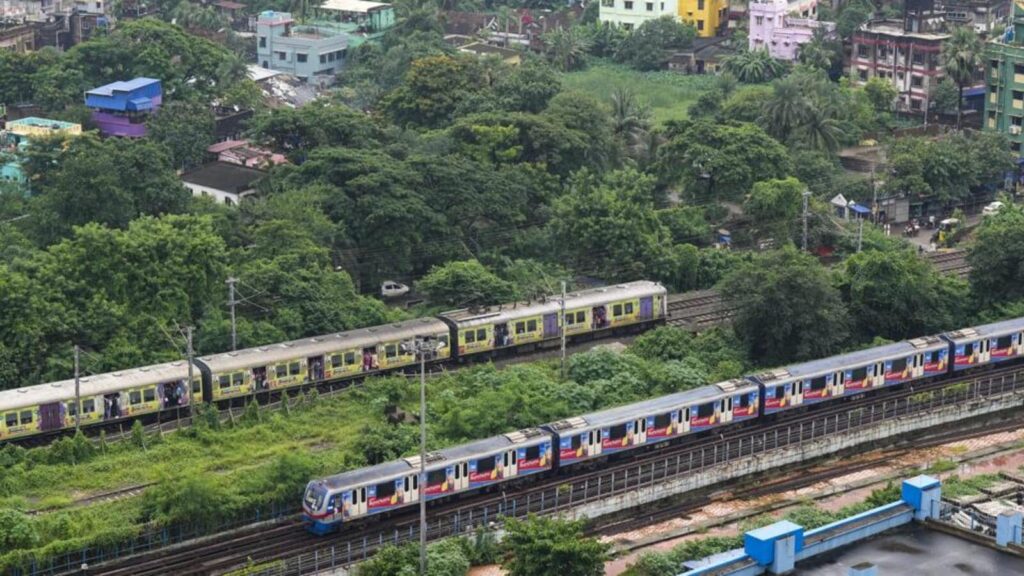 Man found dead in Kokata Metro’s underground tunnel; electrocution suspected | Kolkata