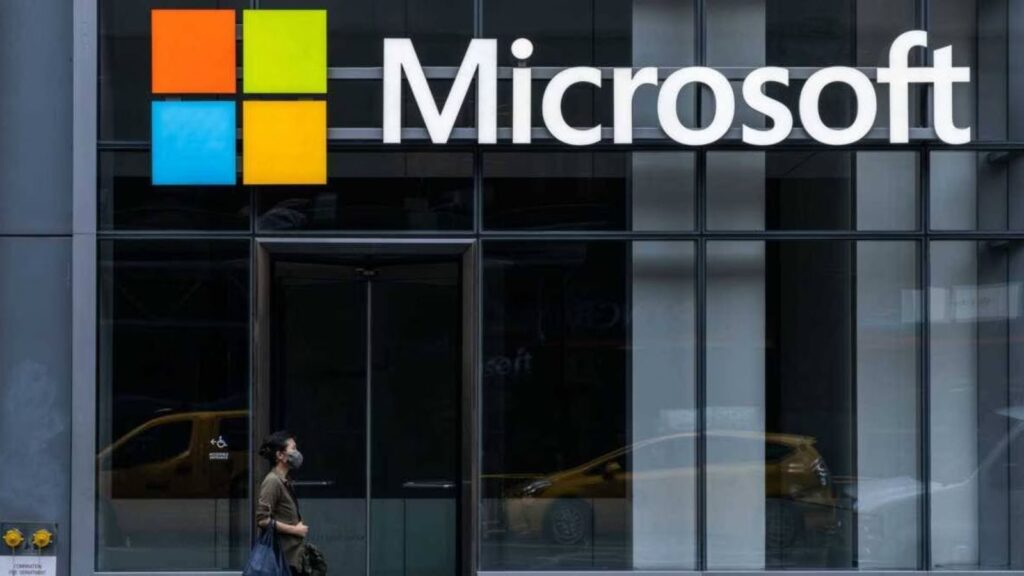 On July 22, Microsoft suspended its tech support to the company in response to the sanctions, affecting Nayara’s employees’ Outlook and Teams accounts.