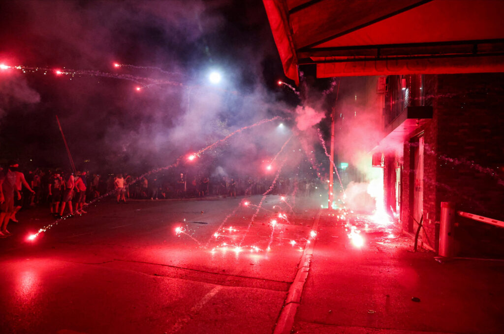 Riot police clash with protesters in Serbia | Protests
