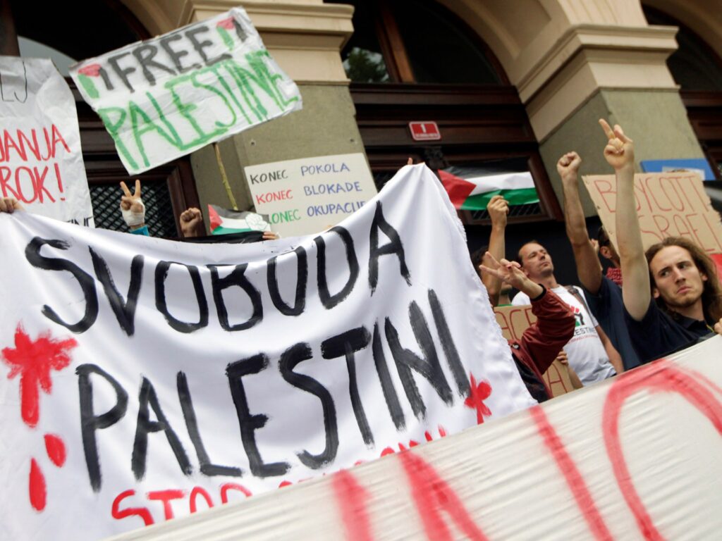 Slovenia becomes first EU country to impose arms embargo on Israel | Israel-Palestine conflict News