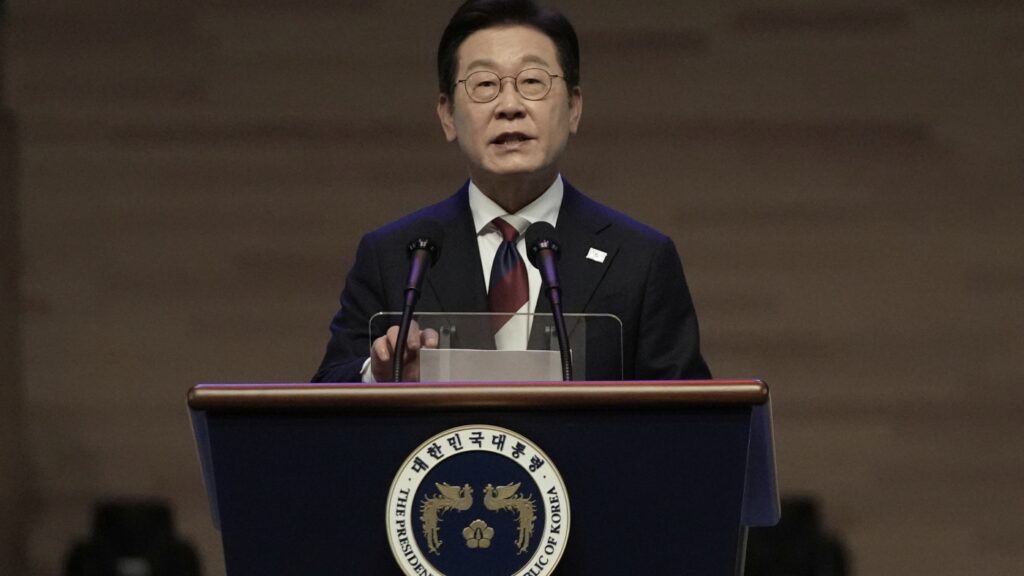 South Korean President Lee to meet with Trump in Washington on Monday : NPR South Korean President Lee to meet with Trump in Washington on Monday : NPR