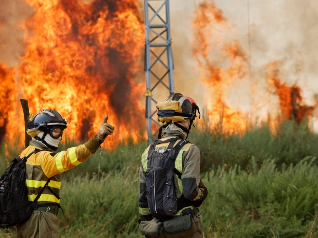 Spain battles 20 big wildfires, deploys 500 more soldiers in searing heat | Climate Crisis News