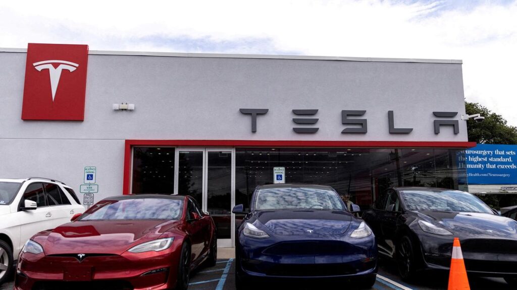 Tesla ordered by Florida jury to pay $243 million in fatal Autopilot crash