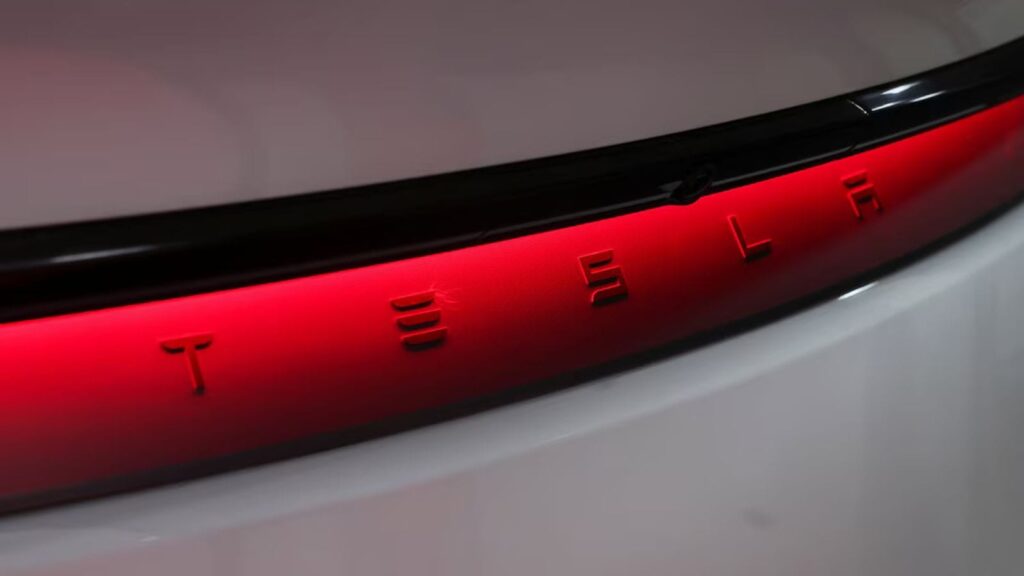 Tesla's Dojo system was intended to serve as an AI training platform for FSD. A supercomputer consists of thousands of smaller computers, or nodes. (Image: Reuters)