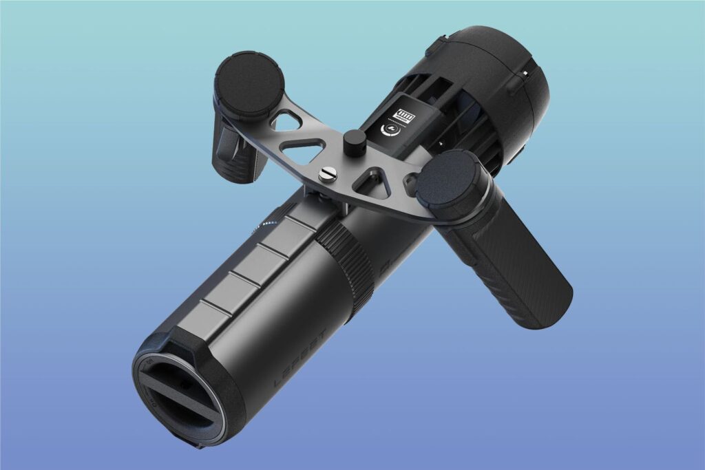 The Underwater Scooter Divers and Snorkelers Love