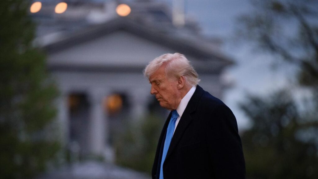 Trump signs order to extend China tariff truce by 90 days: U.S. media
