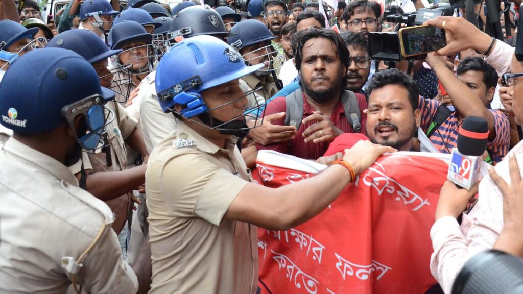 Will hold dharna if West Bengal’s college admissions do not begin soon, warns BJP Will hold dharna if West Bengal’s college admissions do not begin soon, warns BJP