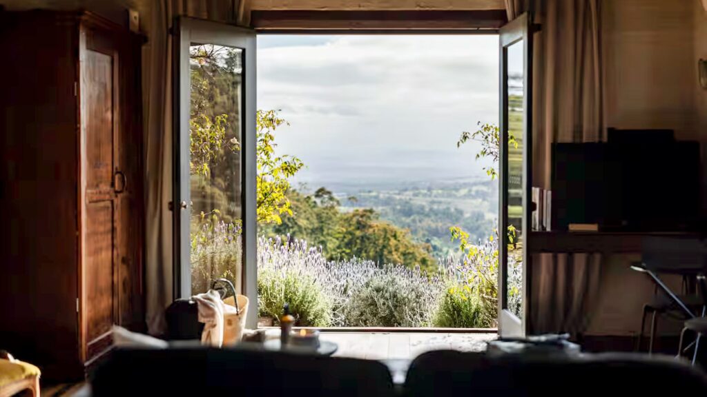 10 Countryside Rentals to Escape to This Fall