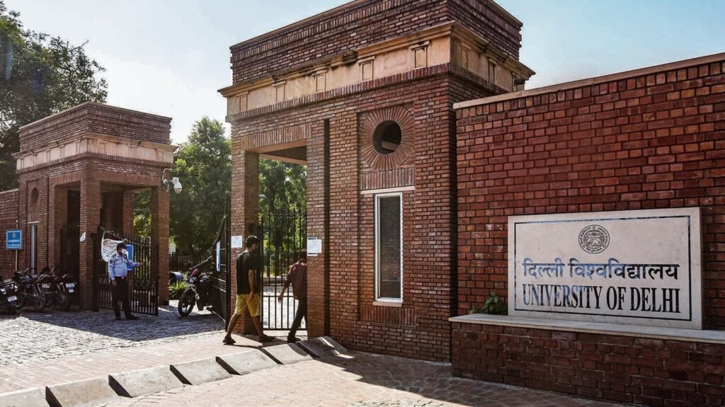 DU announces mop-up round for UG admissions based on Class 12 marks | Education