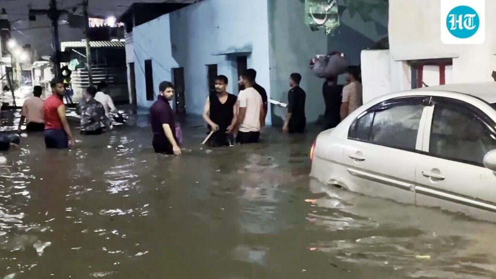 Heavy rain wreaks havoc in Hyderabad; Musi River floods, 1,000 people evacuated