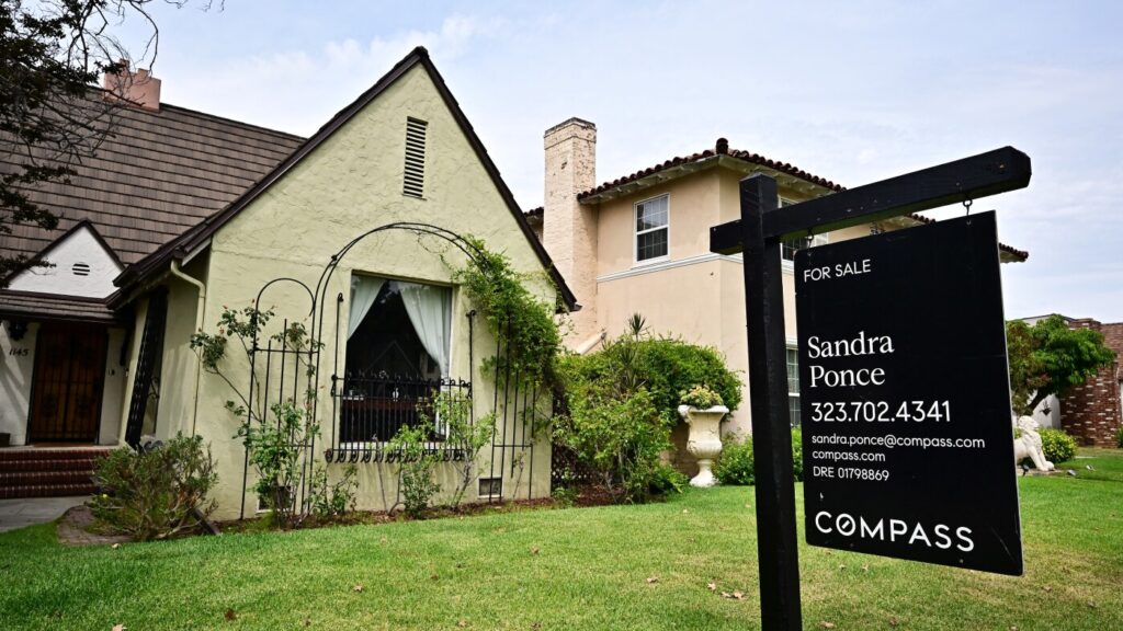 Home mortgage demand surges as rates drop to 6.35% : NPR