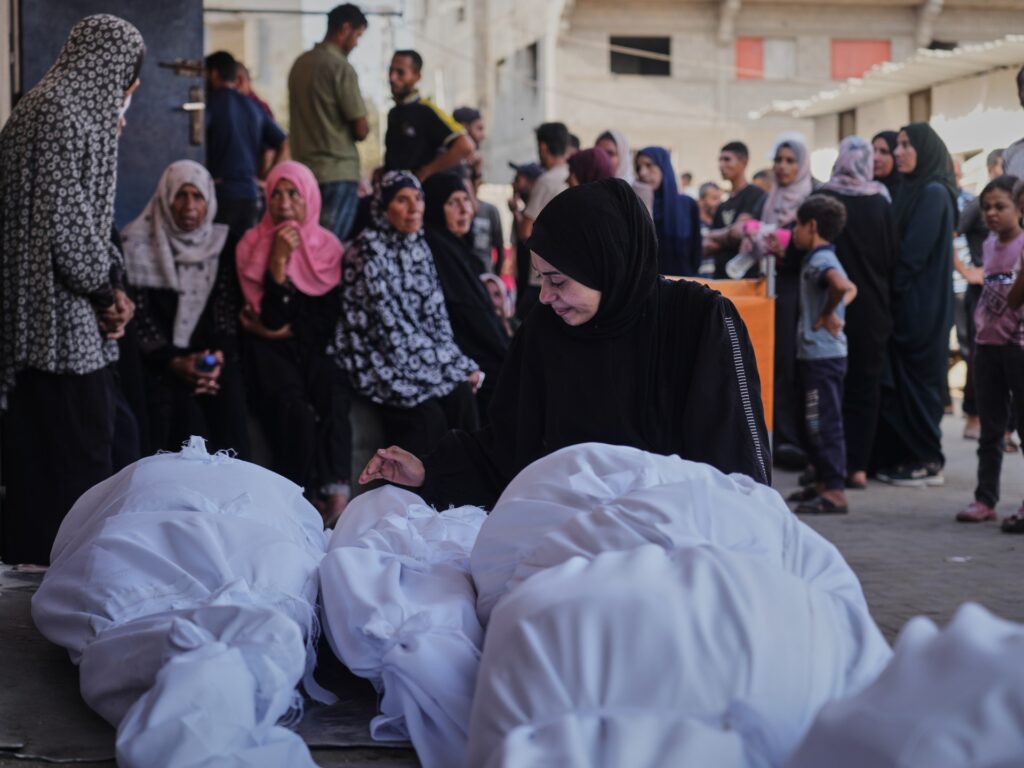 Israeli strikes kill at least 30 in Gaza amid intensifying offensive | Gaza News