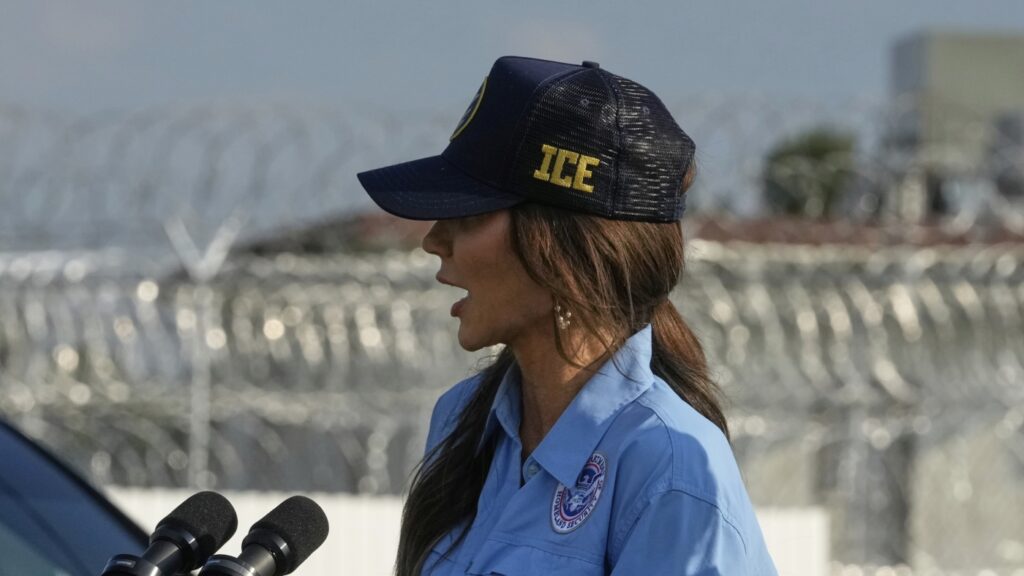 Judge blocks Trump administration's ending of protections for Venezuelans and Haitians : NPR