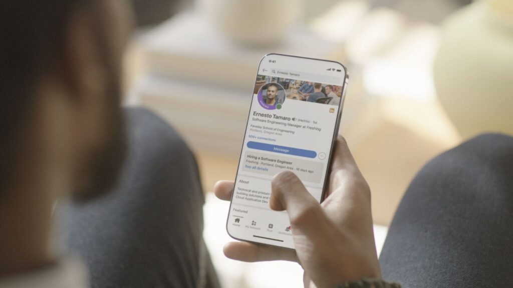 New workplace verification aims to give jobseekers more confidence in recruiters. (Image: LinkedIn)