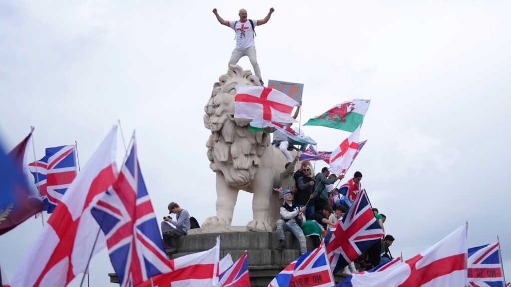 London far-right rally draws over 100,000 with clashes breaking out : NPR London far-right rally draws over 100,000 with clashes breaking out : NPR