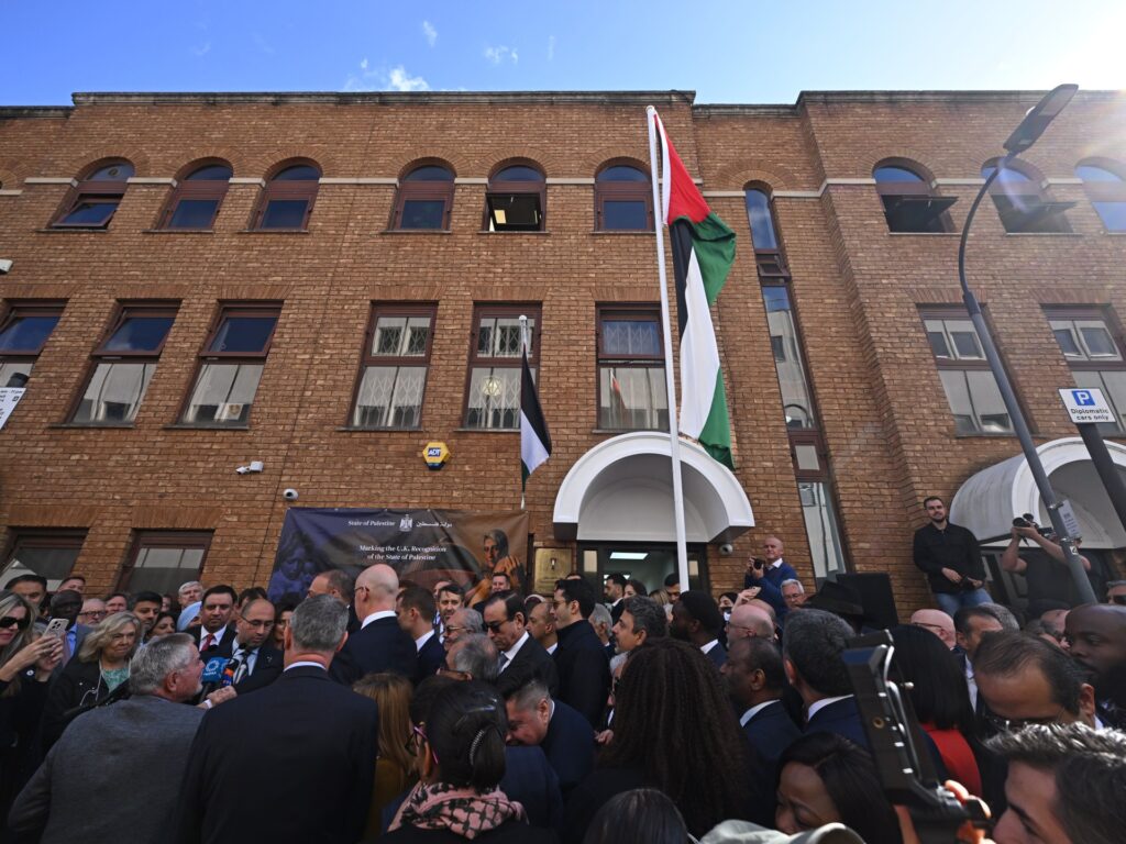 Palestinian flag raised outside embassy in London after UK recognition | Israel-Palestine conflict News