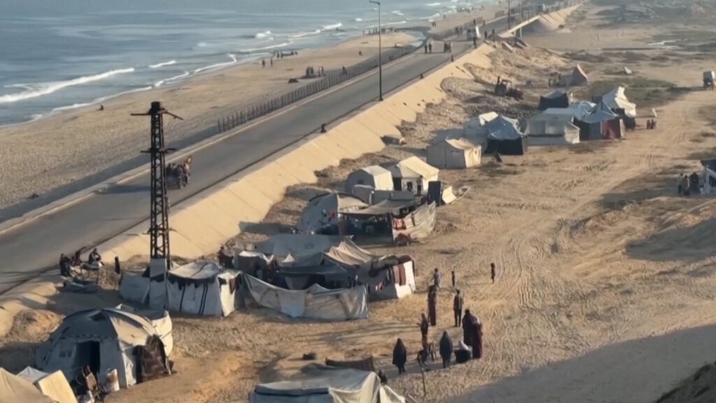 Palestinians in Gaza react to Trump plan on ending Israel’s war | Gaza Palestinians in Gaza react to Trump plan on ending Israel’s war | Gaza