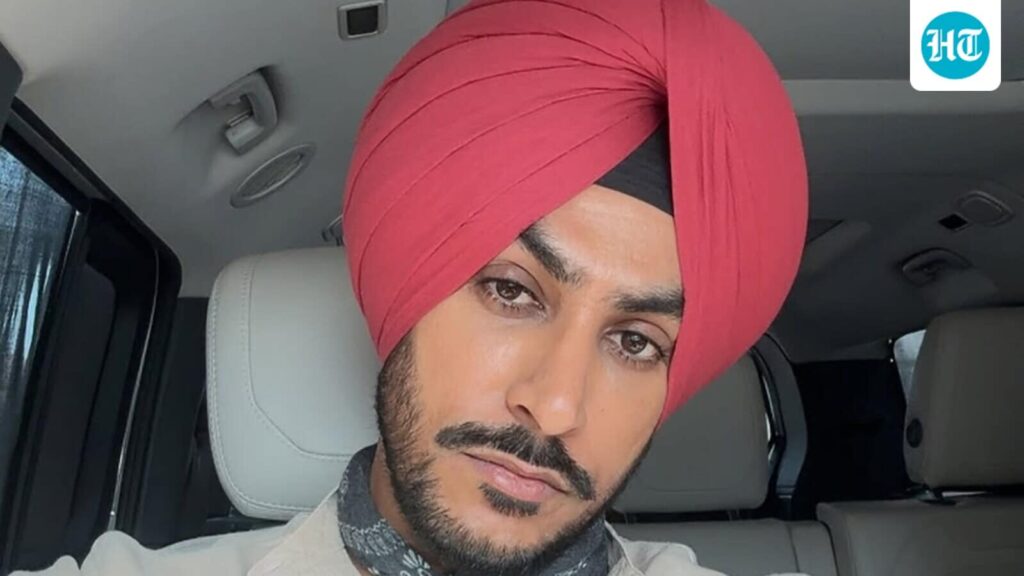 Punjabi singer Rajvir Jawanda critically injured in road accident near Himachal Pradesh’s Baddi Punjabi singer Rajvir Jawanda critically injured in road accident near Himachal Pradesh's Baddi