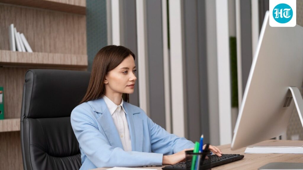 Sitting for too long at work? Pulmonologist says it can shrink your lungs: ‘Can lead to COPD’