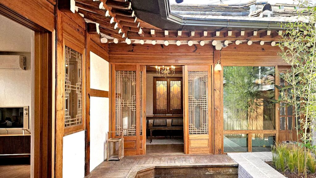 The 11 Best Airbnbs in Seoul, From Traditional Hanoks to Ritzy High Rises