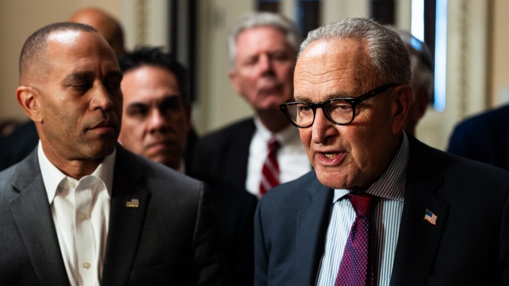 Top Democrats ask for Trump meeting ahead of government shutdown : NPR