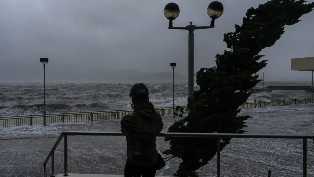 Typhoon Ragasa batters Hong Kong and southern China : NPR