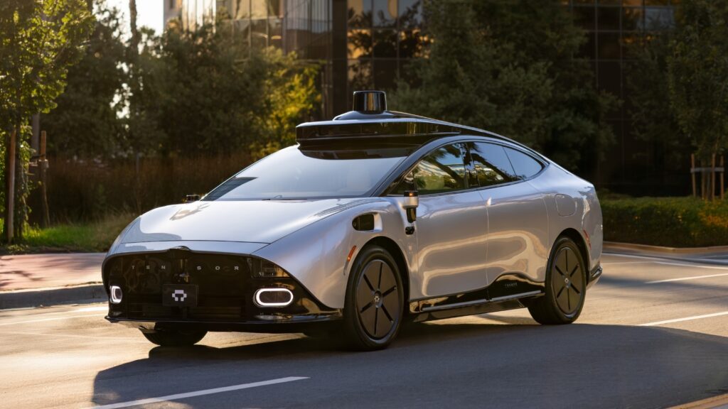 World's first personal self-driving robocar with Level-4 autonomy to debut in Dubai