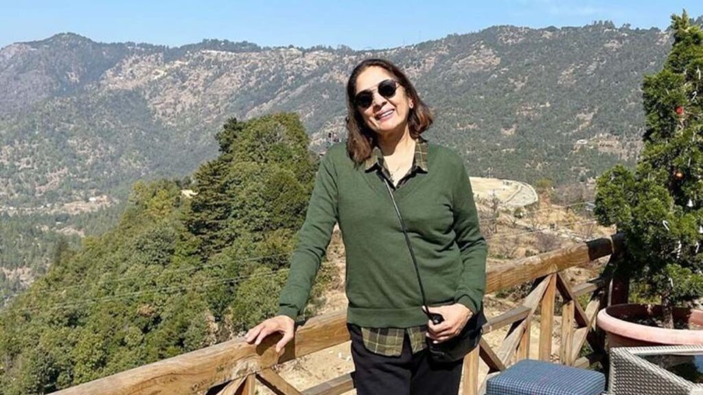 ‘Shorts wali desi girl’ Neena Gupta urges you to try her ‘roti roll’ instead of buying overpriced airport food | Health News Express shorts