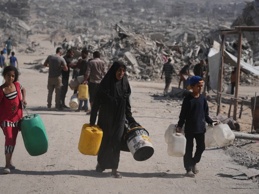 Gaza aid deliveries still facing Israeli roadblocks a week into ceasefire | Gaza News Gaza aid deliveries still facing Israeli roadblocks a week into ceasefire | Gaza News