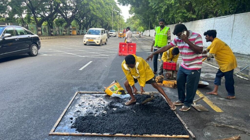 Highways Department takes up repairs of roads damaged by rain in Chennai Highways Department takes up repairs of roads damaged by rain in Chennai