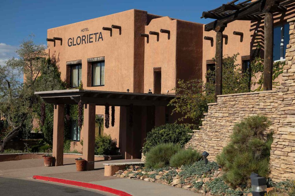 Hotel Glorieta Opens in Santa Fe, New Mexico