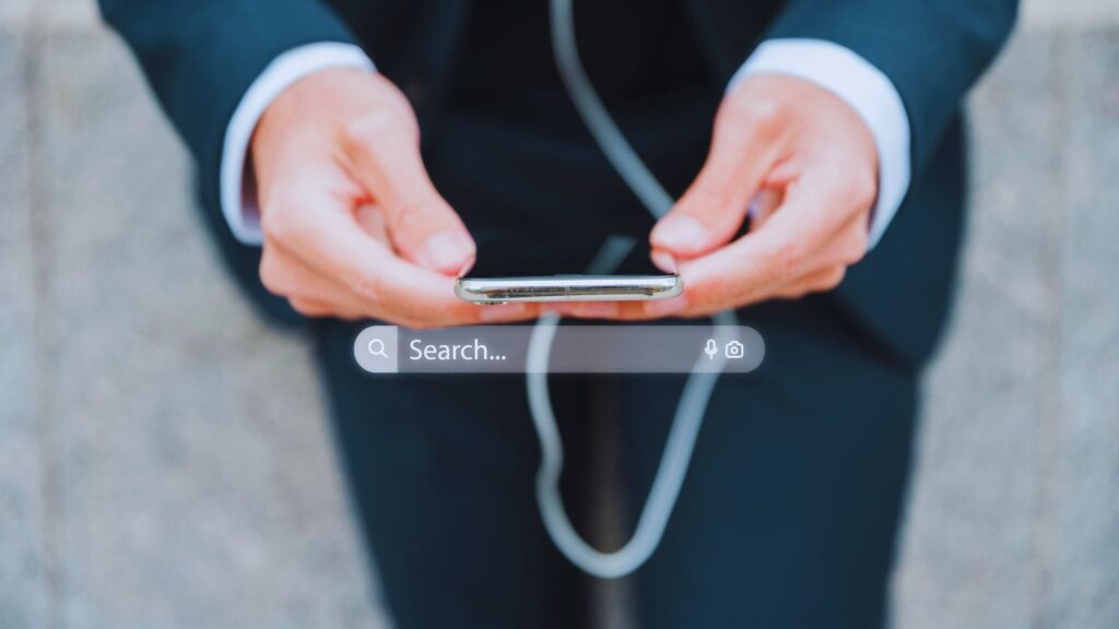 A few clicks can wipe years of online activity, here’s how to delete your digital footprint and start fresh. (Image: FreePik)