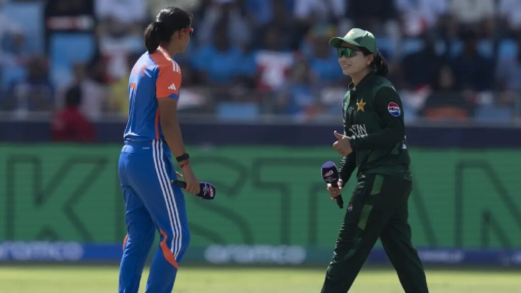 India vs Pakistan, Women's ODI World Cup 2025: Harmanpreet Kaur and Fatima Sana did not shake hands at the toss in Colombo. (File/AP)