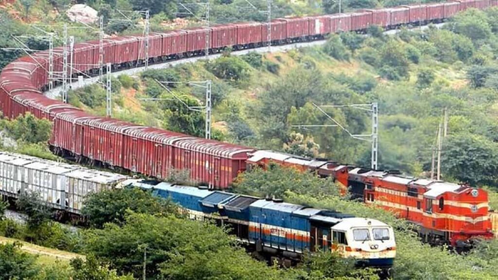 Indian Railways records 37% rise in fertiliser transport in September, contributing towards timely supply of Rabi crops | Business News fertiliser transport, rise in fertiliser transport, Indian Railways records rise in fertiliser transport, Rabi crops, Rabi season, Indian express news, current affairs