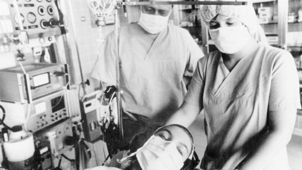 Music could help ease pain from surgery or illness. Scientists are listening Music could help ease pain from surgery or illness. Scientists are listening