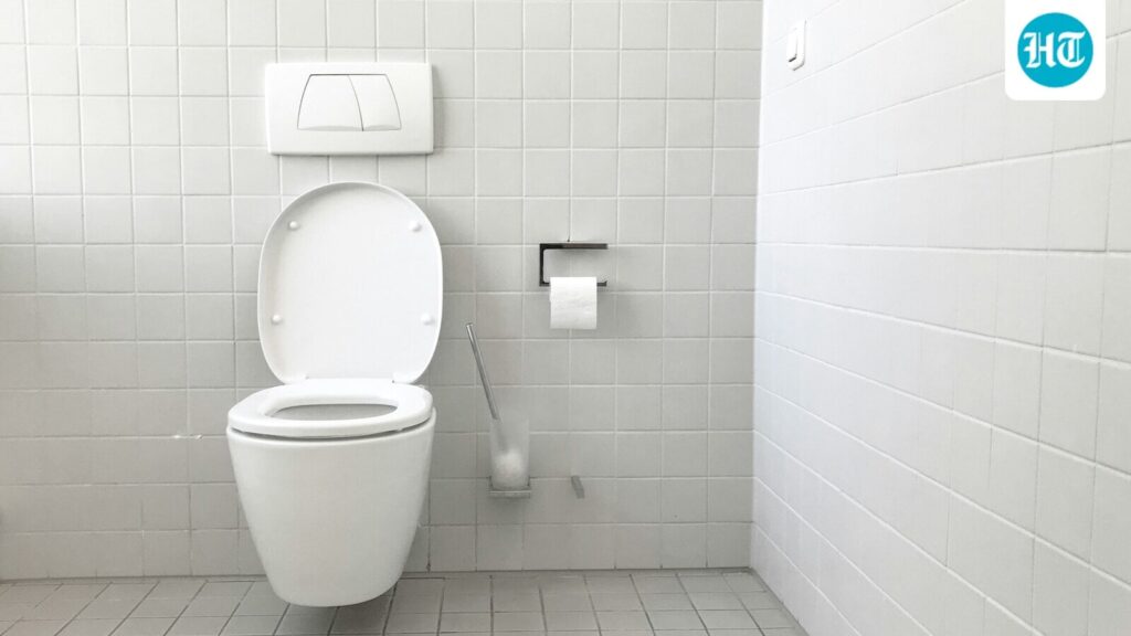 Orthopaedic surgeon says these 5 things in your house are ‘dirtier than toilet seat’. How many did you touch today? Orthopaedic surgeon says these 5 things in your house are ‘dirtier than toilet seat’. How many did you touch today?